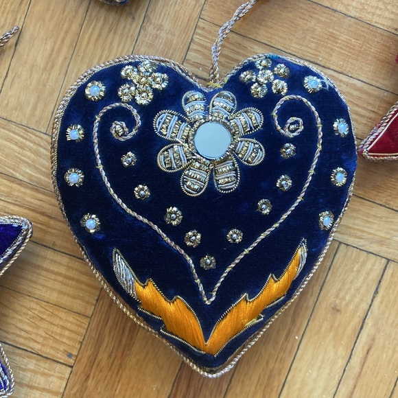 5 Velvet Embellished Ornaments Beaded Embroidered Christmas Star Tree Heart - Picture 3 of 5